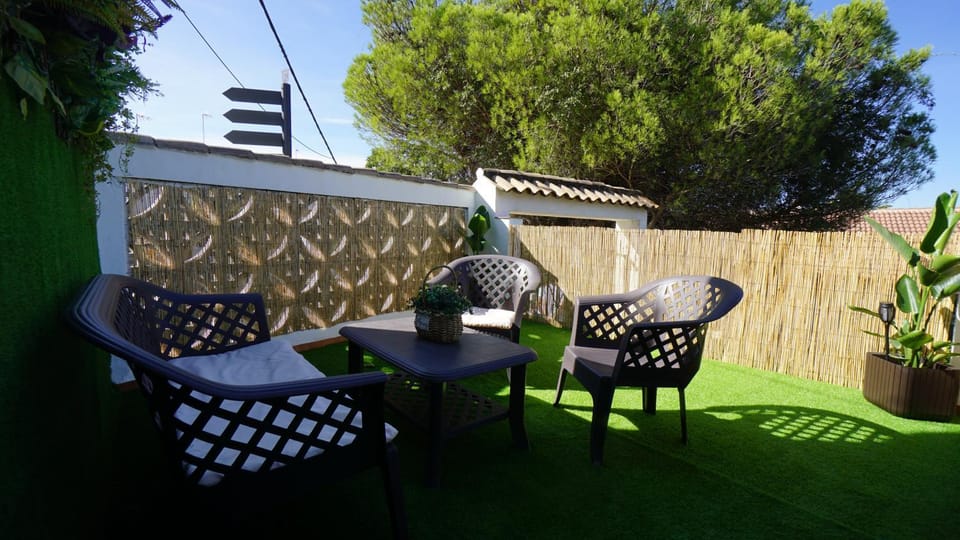 Patio, Garden view