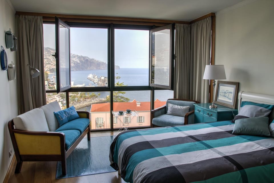 Spring, Day, Natural landscape, Bedroom, City view, Garden view, Mountain view, Pool view, Sea view, Street view