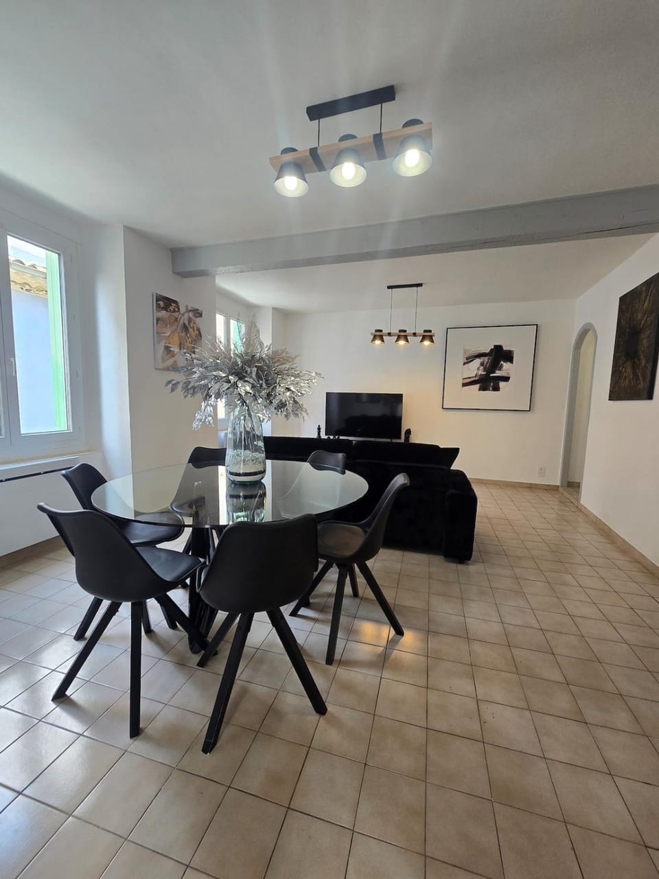 L'écrin des Halles 81 m2 Alès center 8 Beds Apartment in Alès