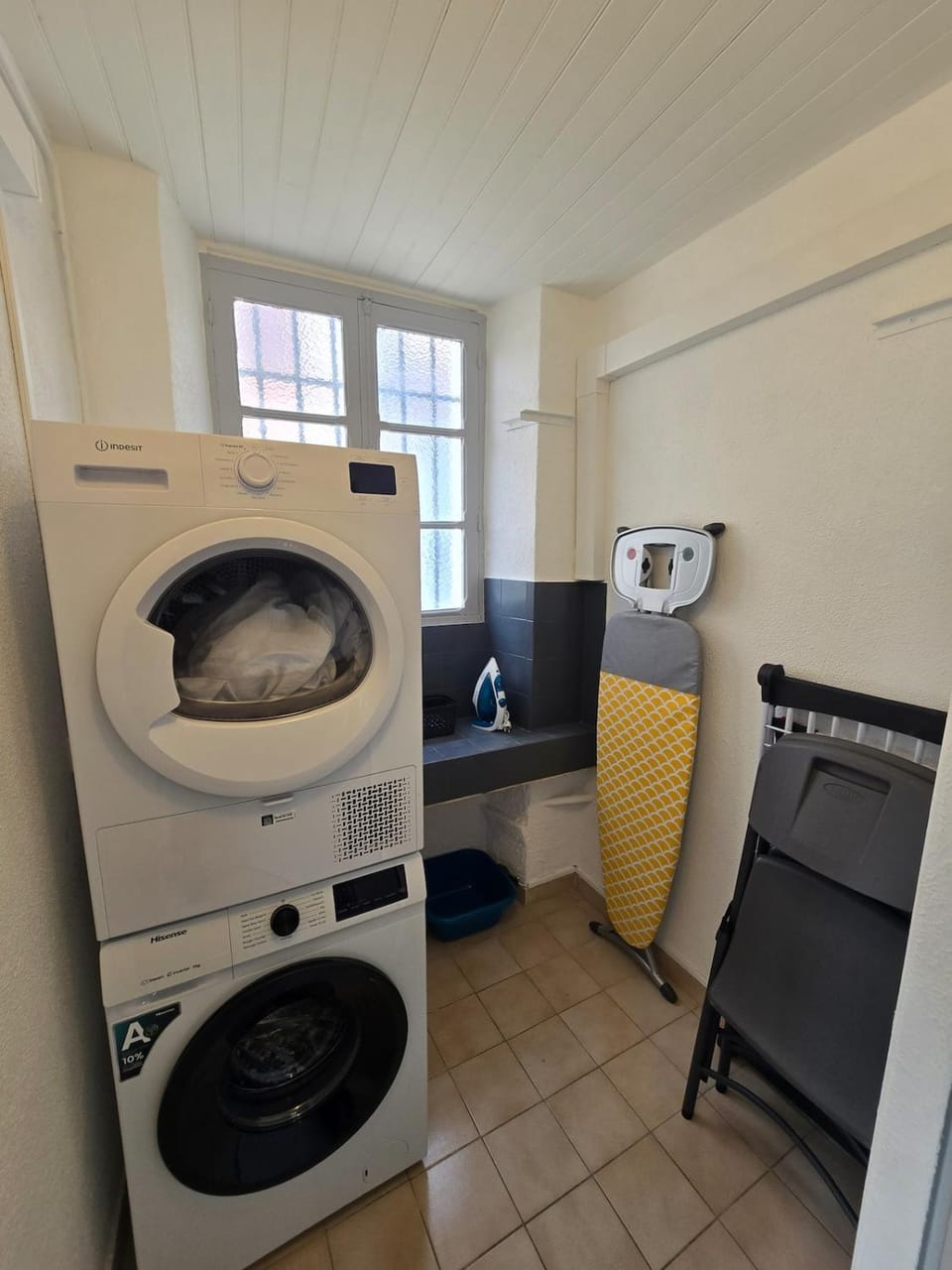 L'écrin des Halles 81 m2 Alès center 8 Beds Apartment in Alès