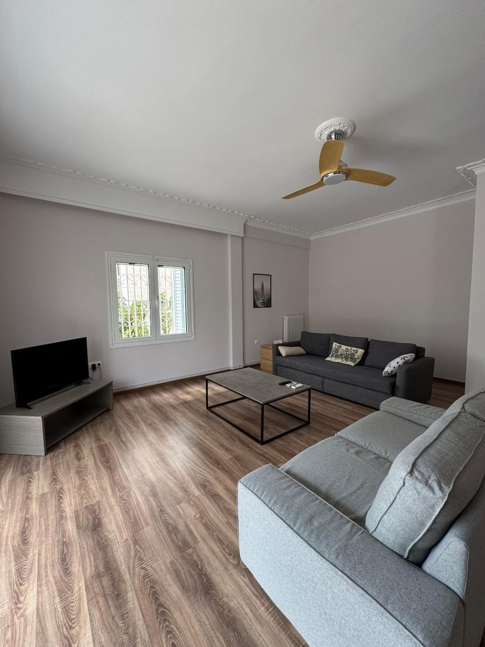 TV and multimedia, Living room, Seating area