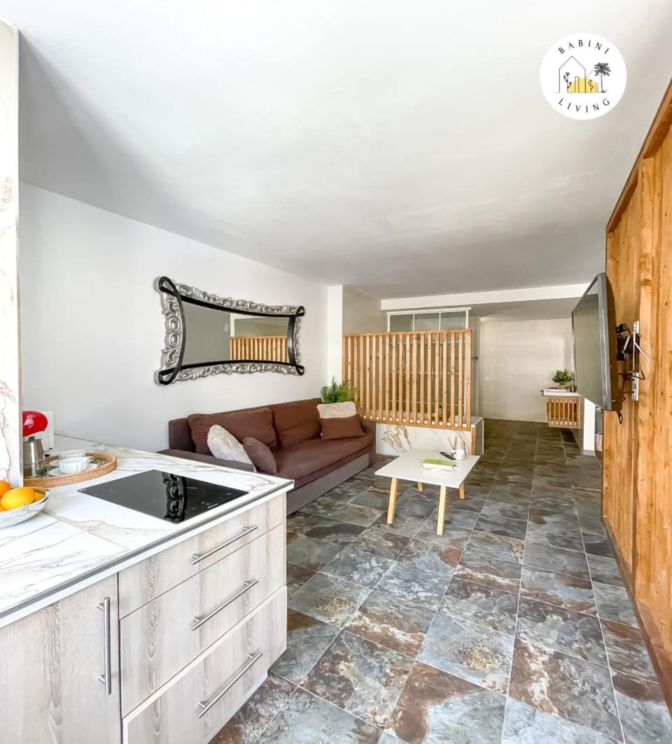 Suite Amorosa by Babiniliving Apartment in Puerto del Rosario
