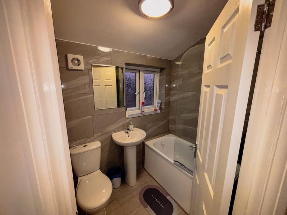Entire Modern 1 Bedroom Home In East Dulwich Apartment in London Borough of Southwark