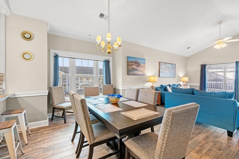 End Unit Myrtlewood Resort Near Beach & Golf, Spacious stays Apartment in Carolina Forest