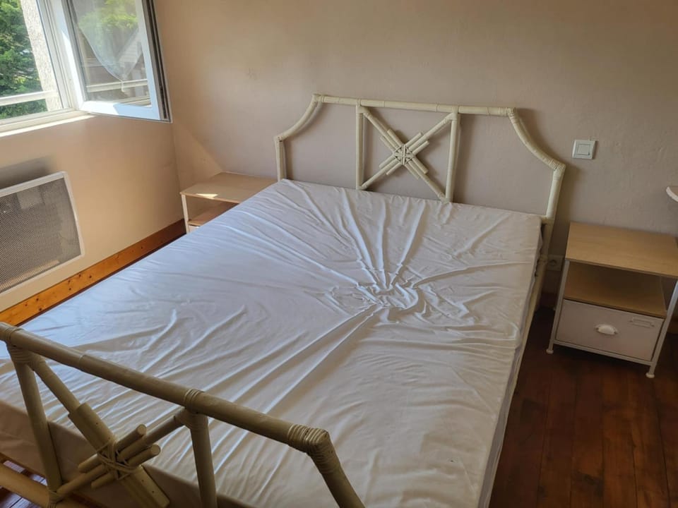 L'escapade 12 personnes 6 chambres Apartment in Jullouville