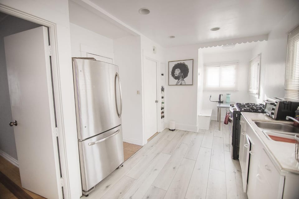 Cozy room in East Holywood, 7 min from holllywood, 15 from downtown, 20 to hollywood sing Vacation rental in Hollywood
