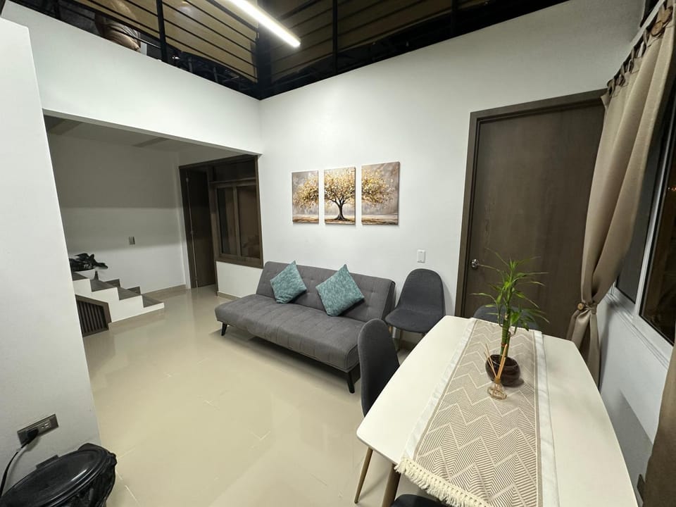 Duplex Apartment 3P-Terrace-5 People Apartment in Cali