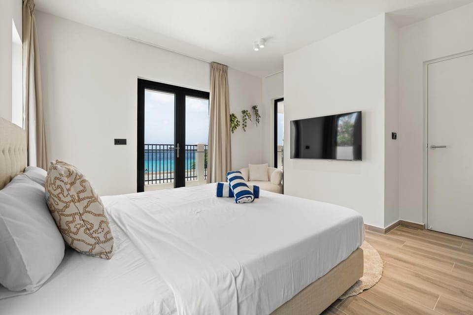 Bedroom, Sea view