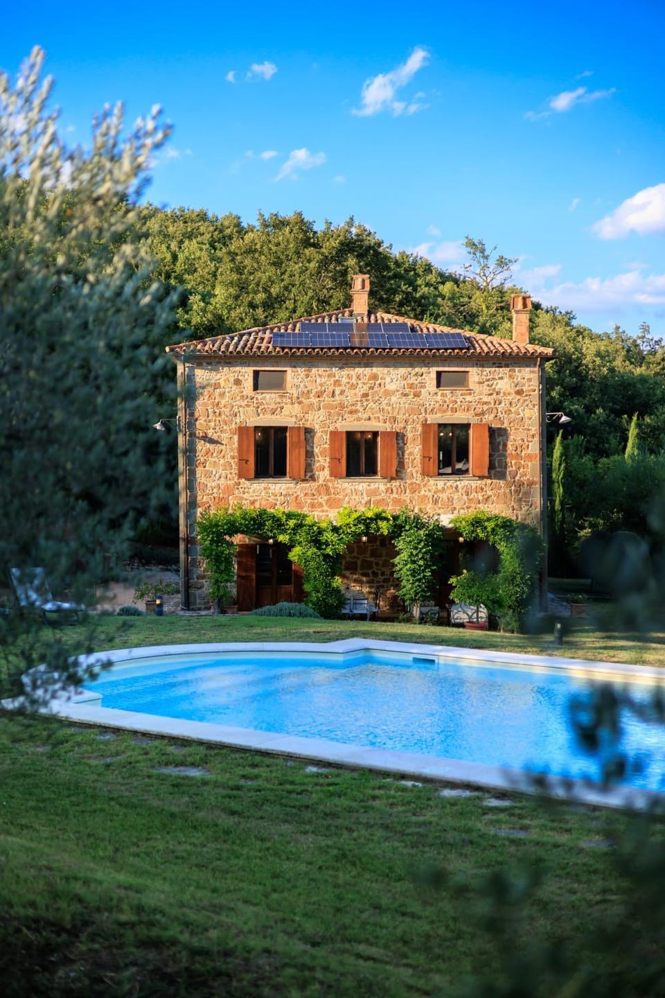 Property building, Swimming pool