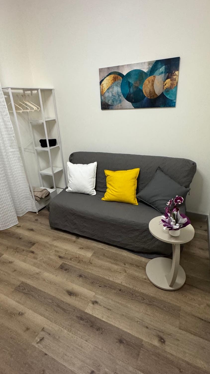 casa particular 40-relax e comodità con posto auto Apartment in Trieste