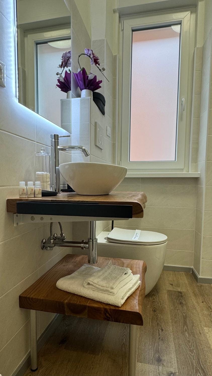 casa particular 40-relax e comodità con posto auto Apartment in Trieste