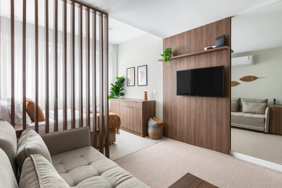 Renovated apt near Copacabana Beach - 2 bedrooms Apartment in Rio de Janeiro