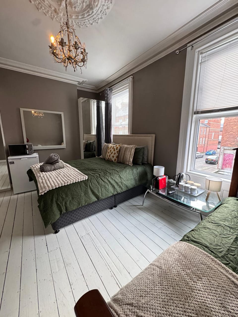 Cozy House Great Location Bed and Breakfast in Belfast