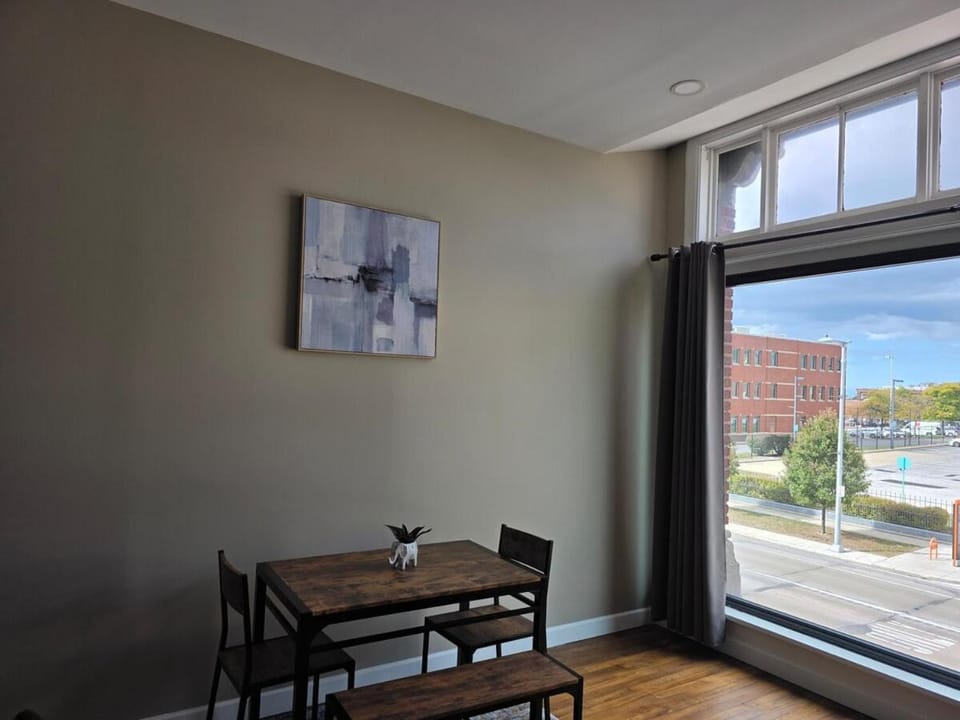 Midtown Hideaway Apartment in Cleveland Heights