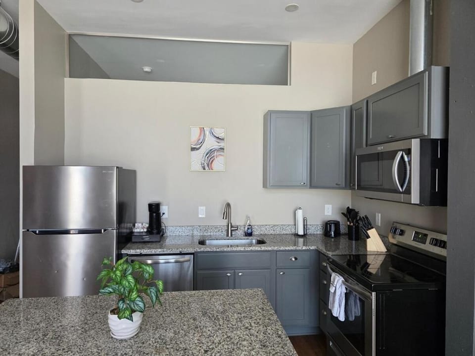 Midtown Hideaway Apartment in Cleveland Heights