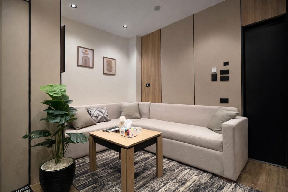 Luxury Studio 2 Beds Netflix Few Steps From MSA University Free Wi-Fi 6th October City Apartment in Egypt