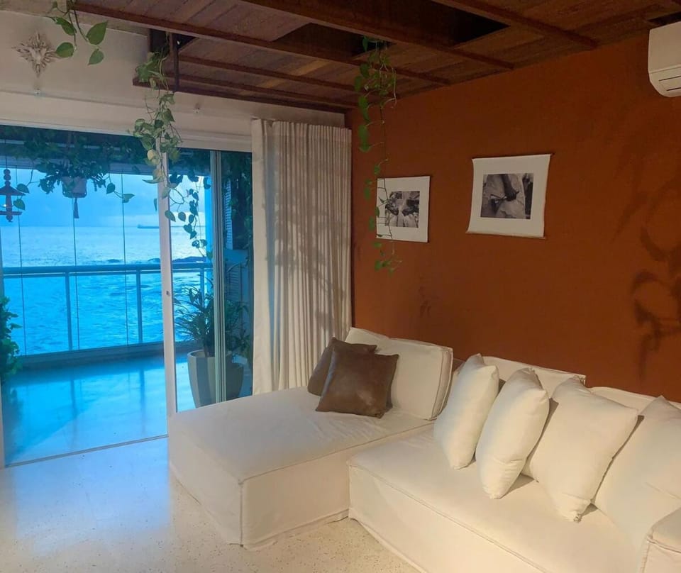 Entire apartment with a sea view Apartment in Salvador