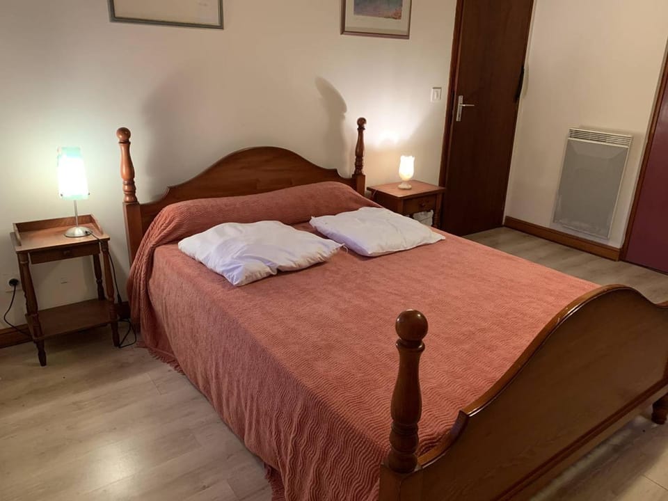 Chalet Indépendant 6/7 pers avec Jardin et Garage - FR-1-234-340 Apartment in Cauterets