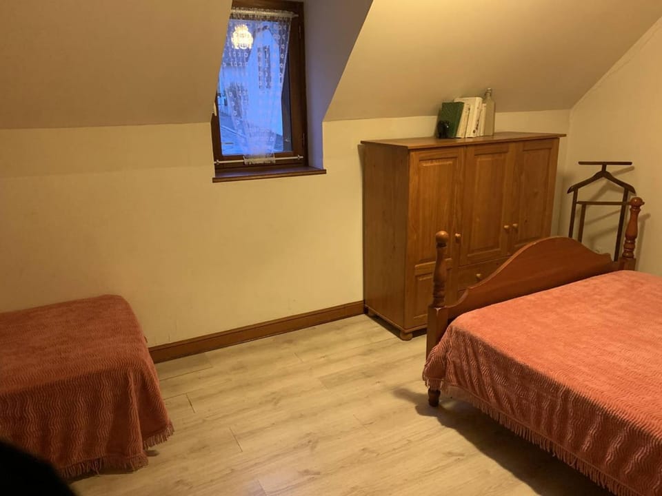 Chalet Indépendant 6/7 pers avec Jardin et Garage - FR-1-234-340 Apartment in Cauterets
