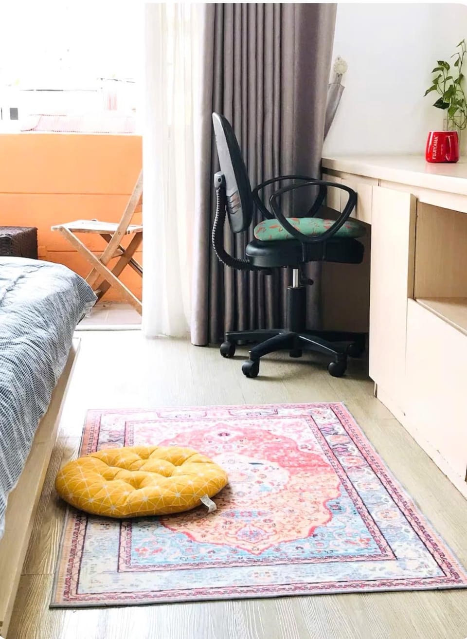 Staycation Balcony studio - Center D1-Free washing Apartment in Ho Chi Minh City