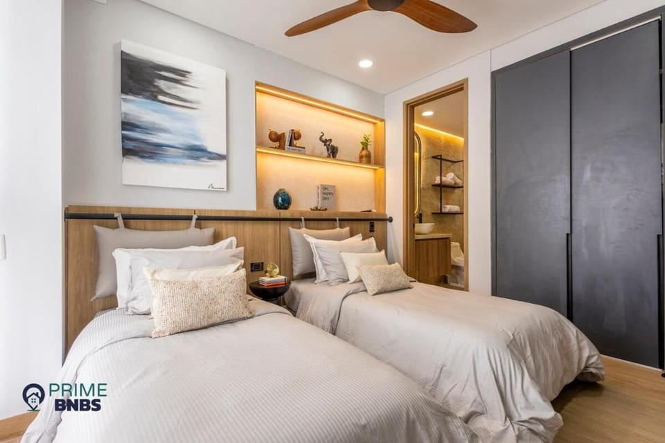 Bed, Photo of the whole room, Bedroom, wardrobe