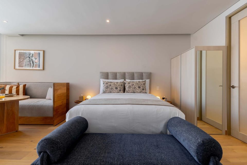 403 Std C Capitalia Contemporary Studio and Rooftop Access Apartment in Mexico City
