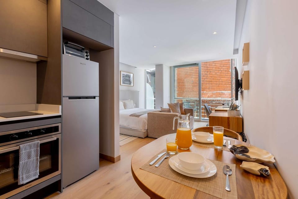 411 Std B Capitalia Central Studio plus Balcony and Gym Apartment in Mexico City