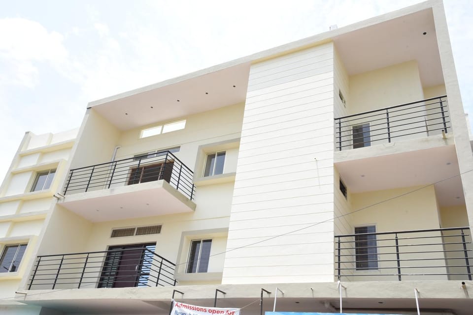 Property building, Balcony/Terrace