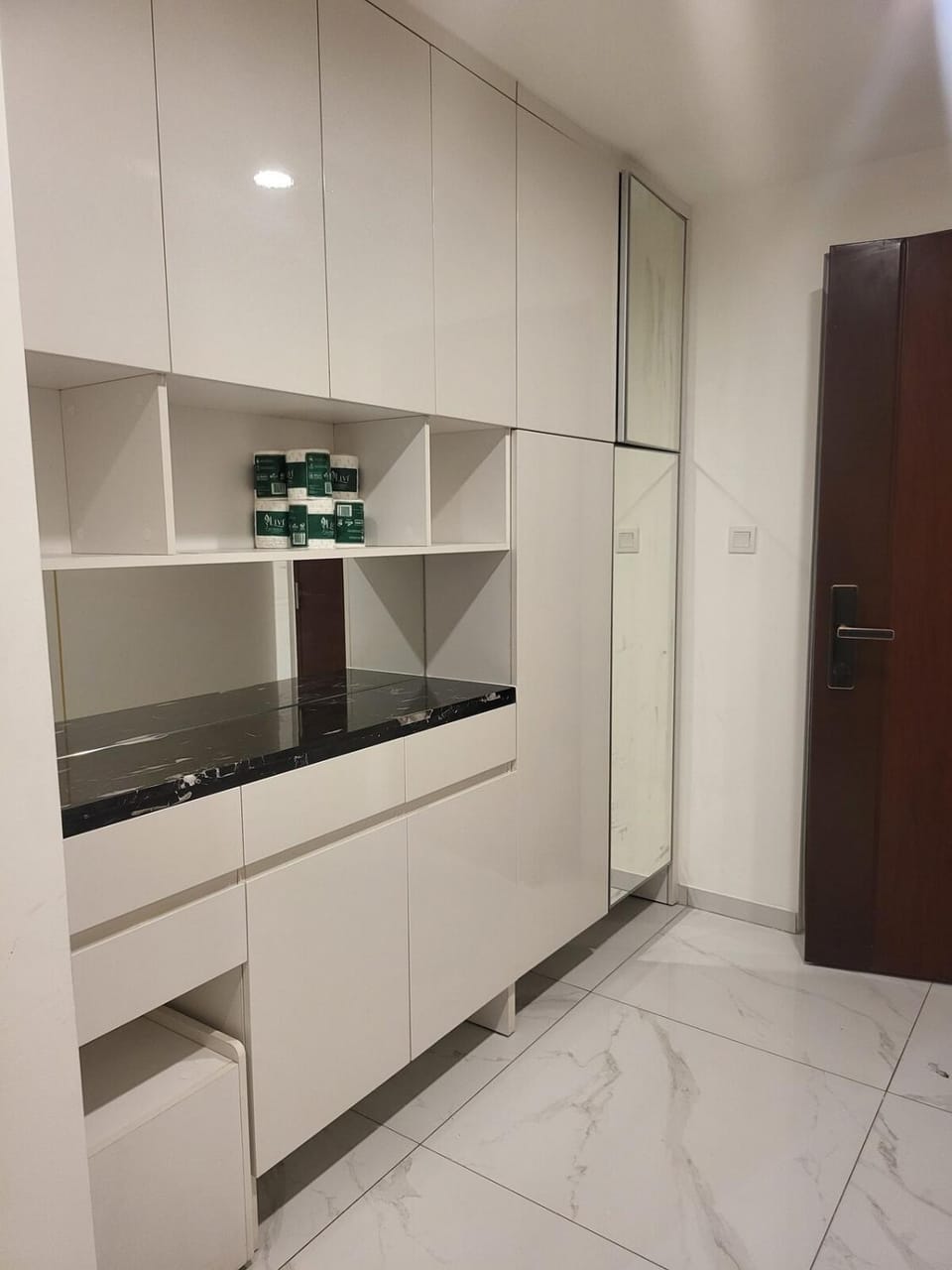 Sky House 3BR Apartment in West Java
