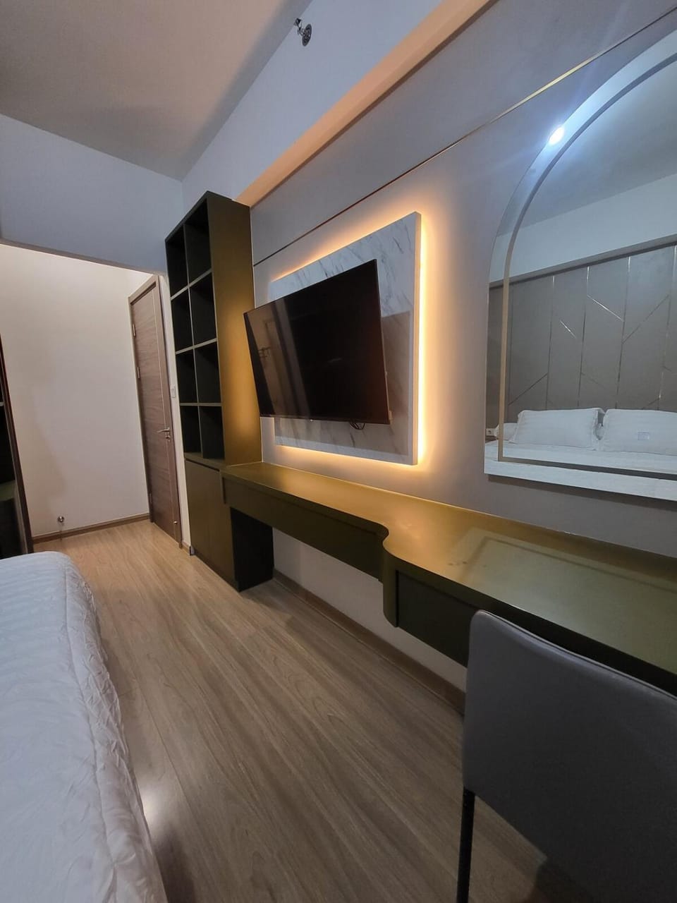 Sky House 3BR Apartment in West Java