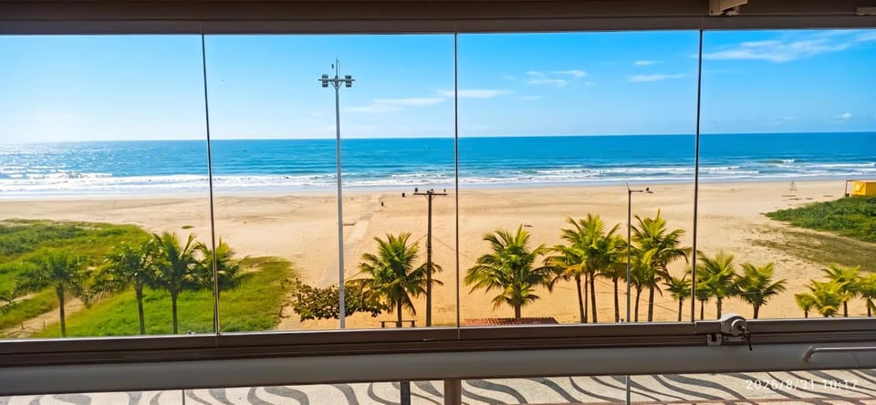 Apartamento Beira-Mar em Caiobá - ar condicinado - piscina - Vista Panorâmica Apartment in State of Paraná