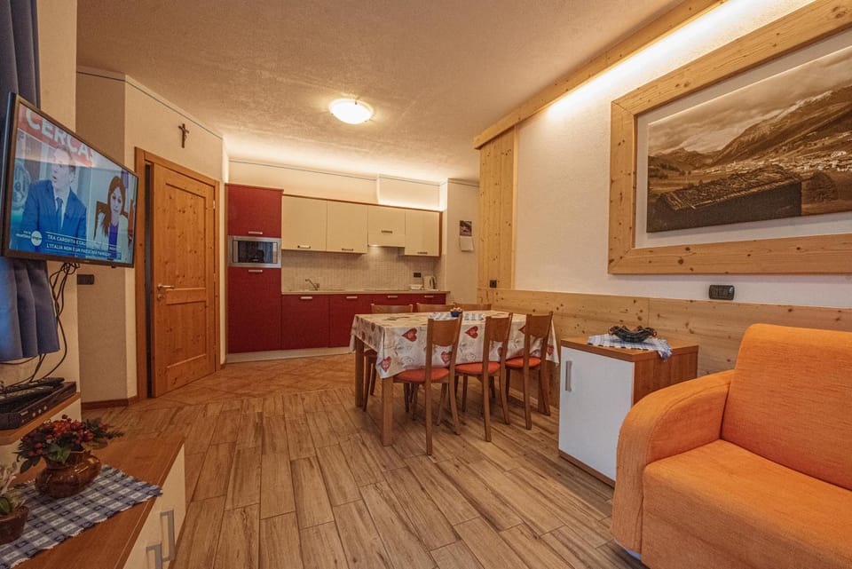 TV and multimedia, Kitchen or kitchenette, Seating area, Dining area, minibar, pet friendly