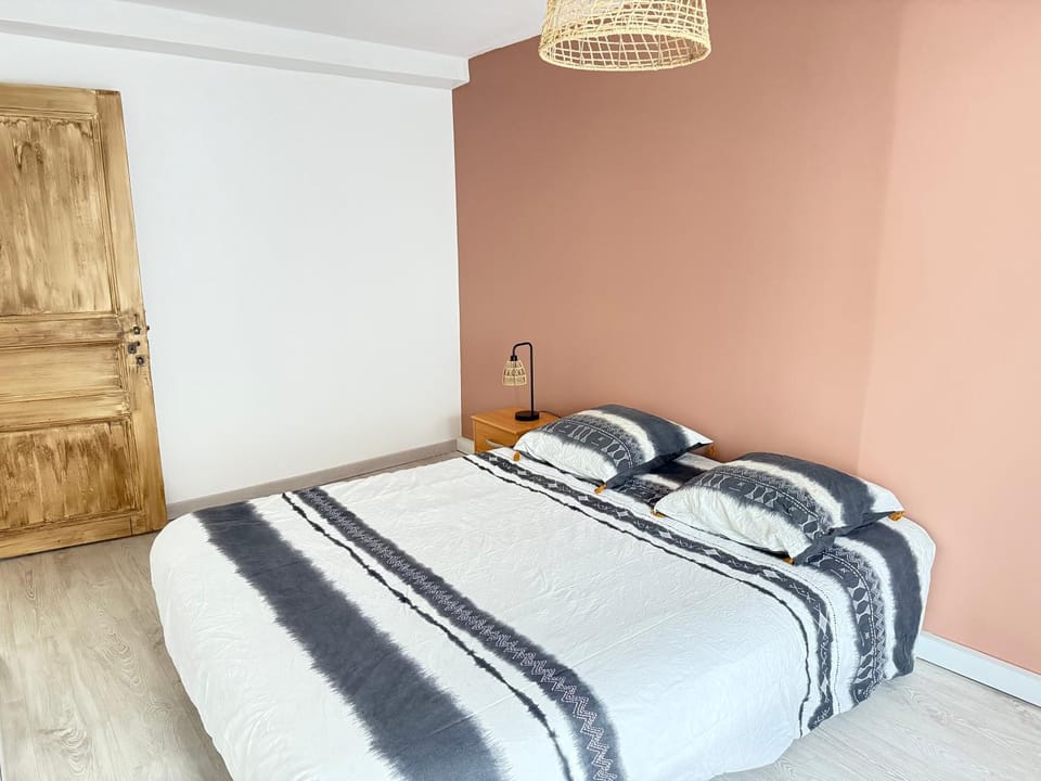 Bed, Bedroom, wardrobe
