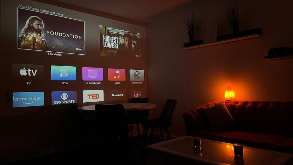 Living room, Evening entertainment