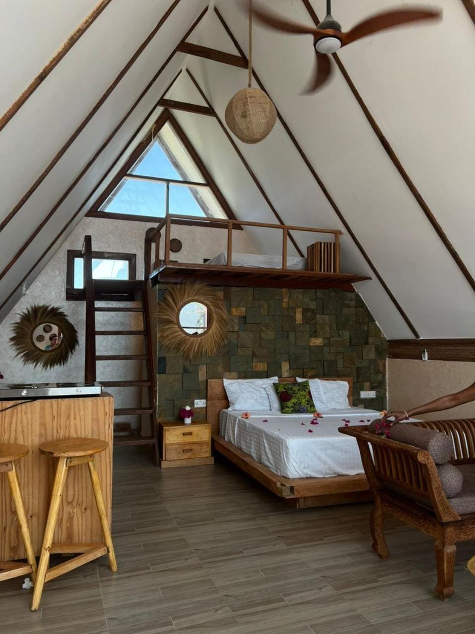 Solo-A-Villa Chalet in Tanzania