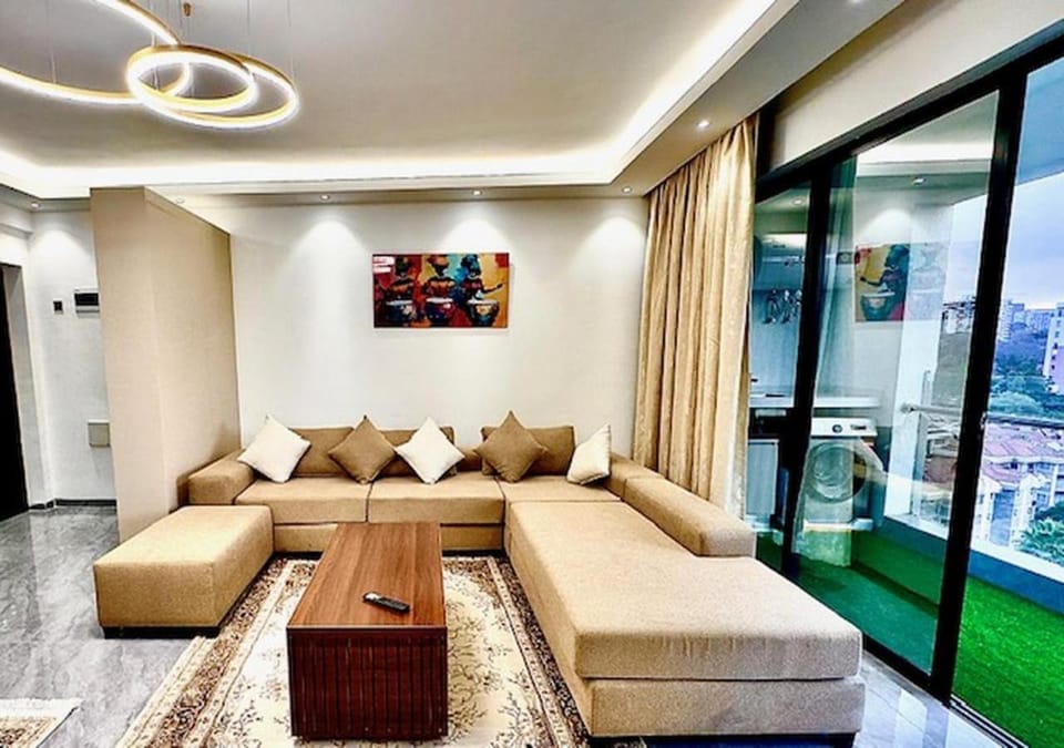 View (from property/room), View (from property/room), Balcony/Terrace, Balcony/Terrace, Living room, Seating area, City view, Garden view, Sunset