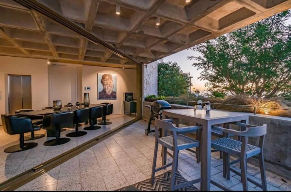 Ultra Lux Apartment, Pool, Stunning Views - Luna Azul Loft Sea Point Apartment in Sea Point