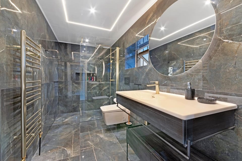 Shower, Bathroom