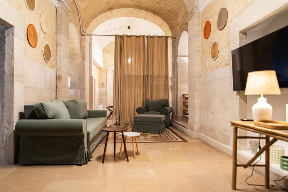 Novecento Mazzini Apartment in Trani