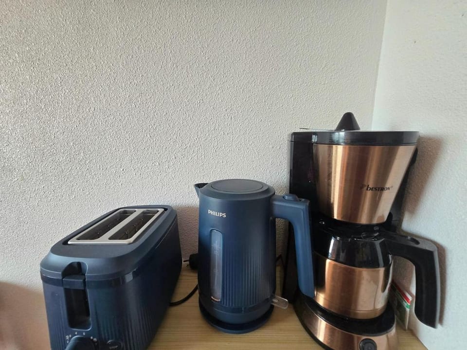 Coffee/tea facilities, Kitchen or kitchenette, toaster