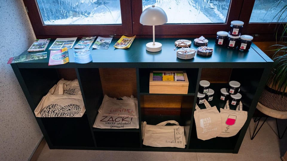 Coffee/tea facilities, Lobby or reception