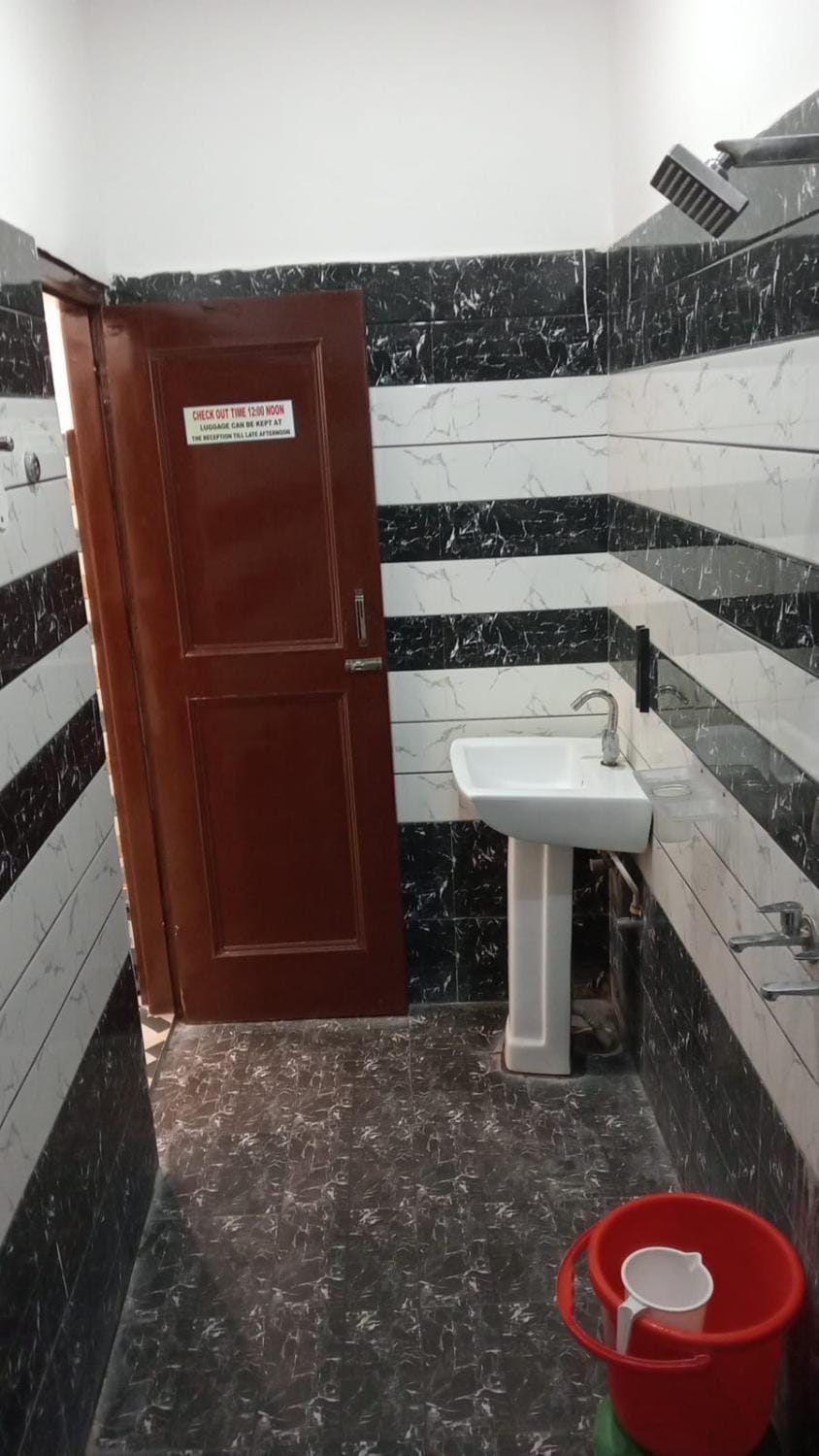 Qasmi Hotel Hotel in Punjab