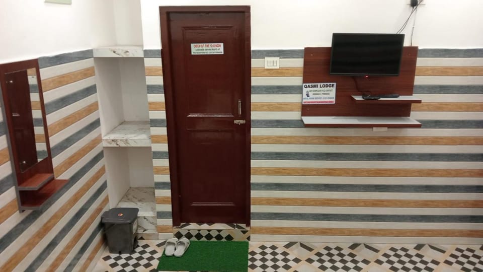 Qasmi Hotel Hotel in Punjab