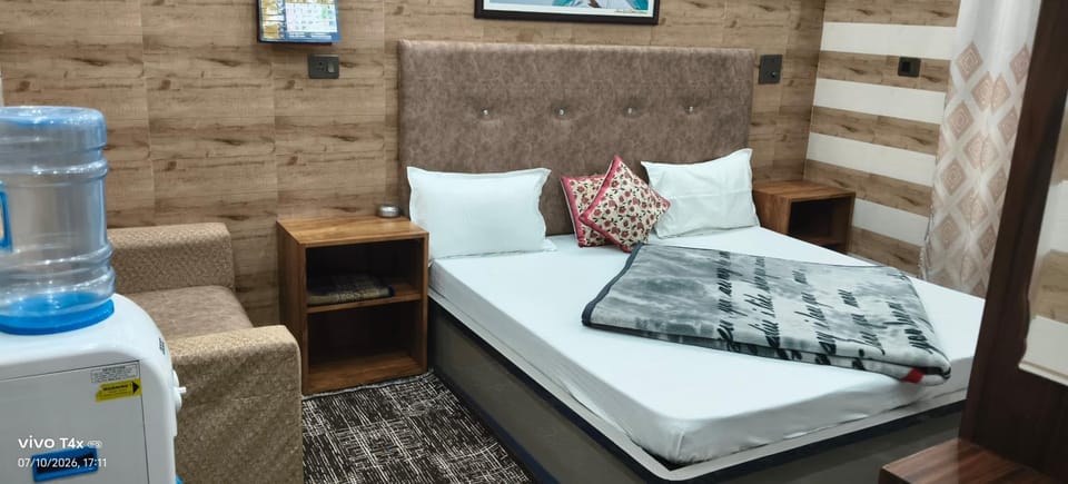 Qasmi Hotel Hotel in India