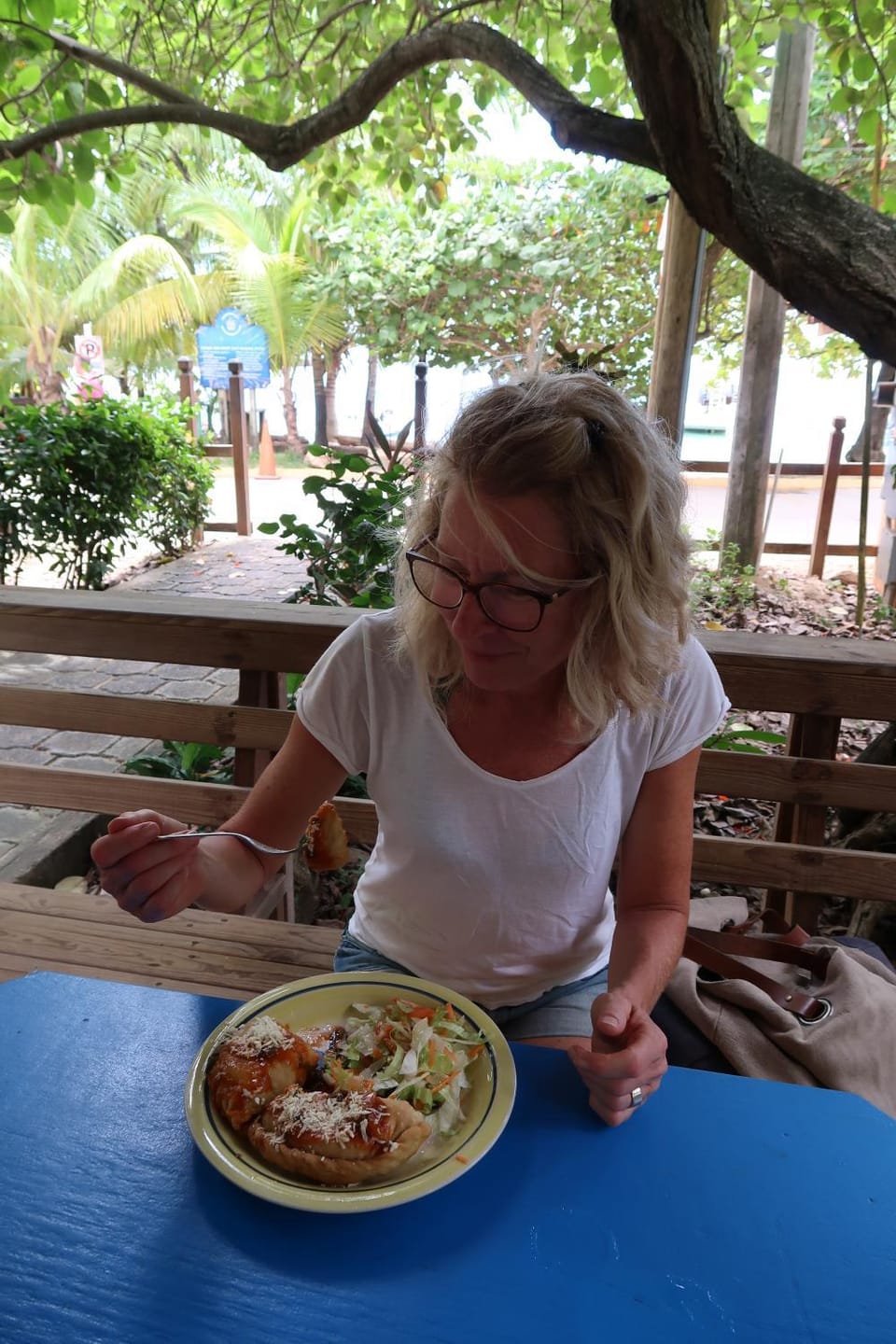 Restaurant/places to eat, Lunch