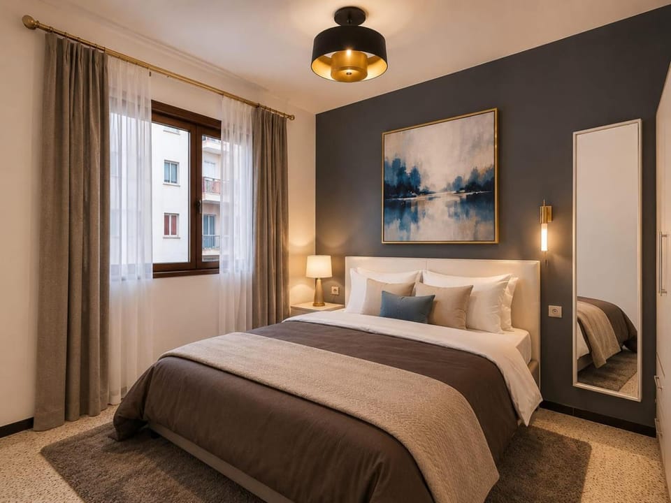 Bed, TV and multimedia, Photo of the whole room, Bedroom