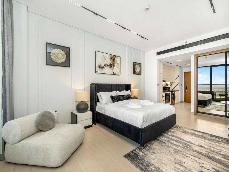 Modern Studio with Jacuzzi and Premium Amenities Apartment in Dubai