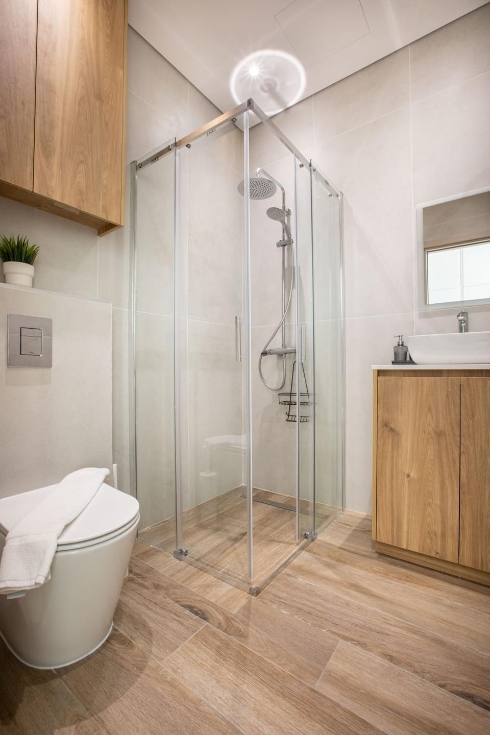 Shower, Toilet, Bathroom