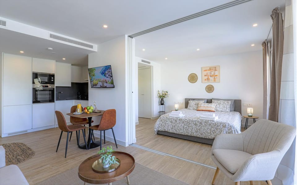 Living room, kitchen