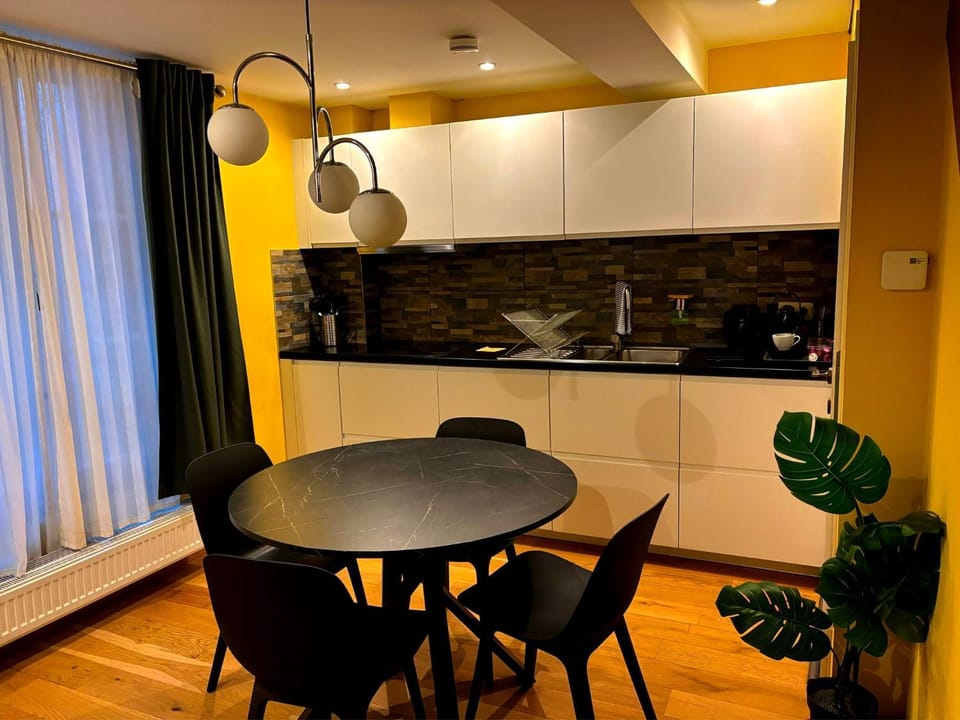 Family Heritage Grand Place Apartment in Brussels